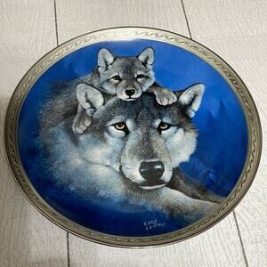 Vintage Bradford Exchange “Gentle Love” Wolf Plate By Eddie La Page